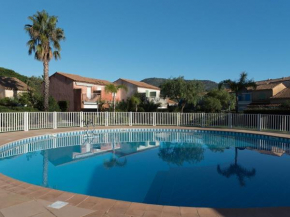Mazet T3 avec jardin, terrasse et piscine, climatisé, 4 couchages, parking privé, Le Lavandou - FR-1-803-45